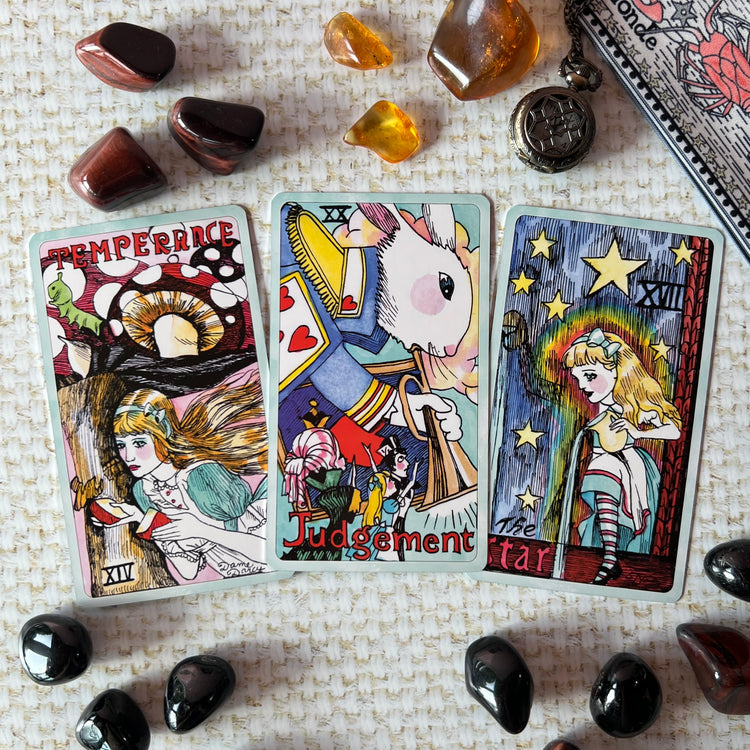 Dame Darcy Queen Alice Tarot