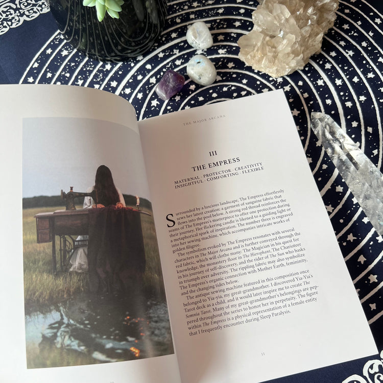 The Somnia Tarot Companion Book