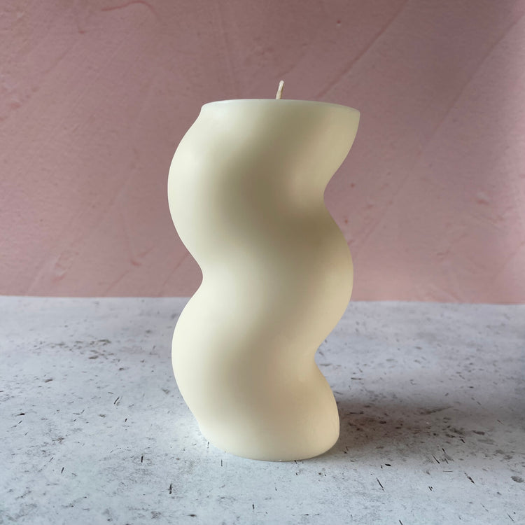 Thicc Squiggly Off White Candle
