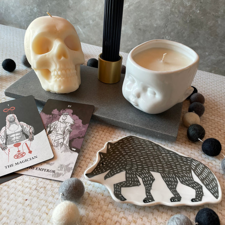 The Skull Large Off White Candle