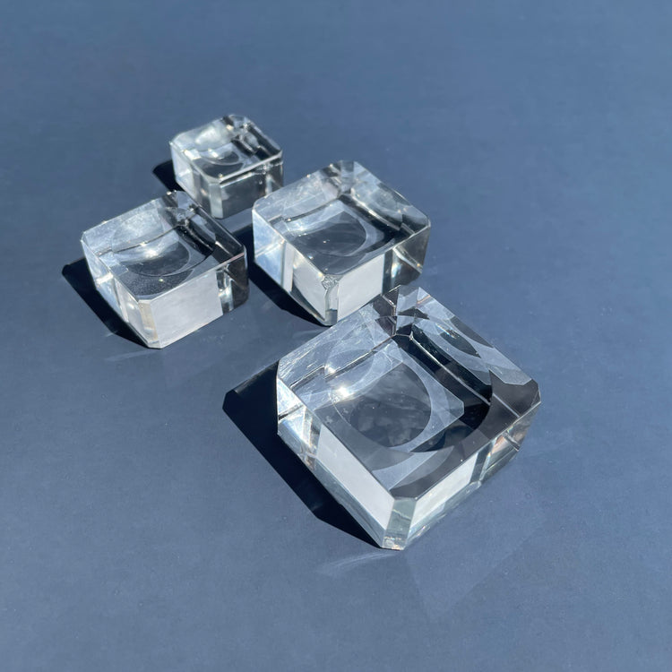 Glass Cube Sphere Stand