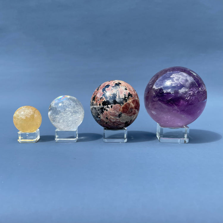 Glass Cube Sphere Stand