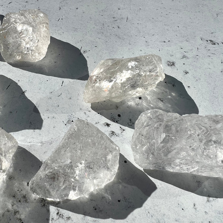 Sparkling raw clear quartz chunks