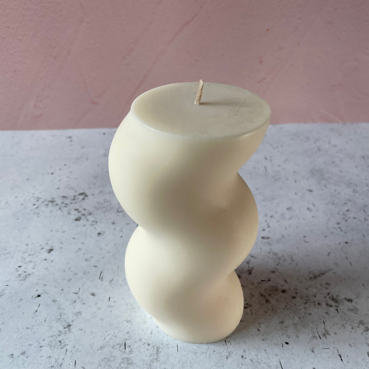 Thicc Squiggly Off White Candle